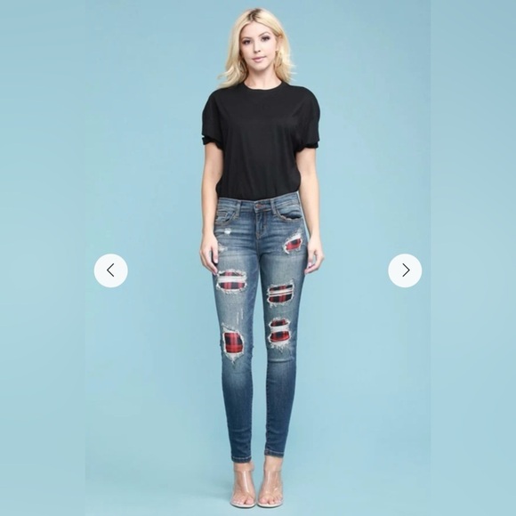 Judy Blue - Mid Rise Red Buffalo Plaid Skinny Jeans - Size 29/9 - NWT - Picture 1 of 15